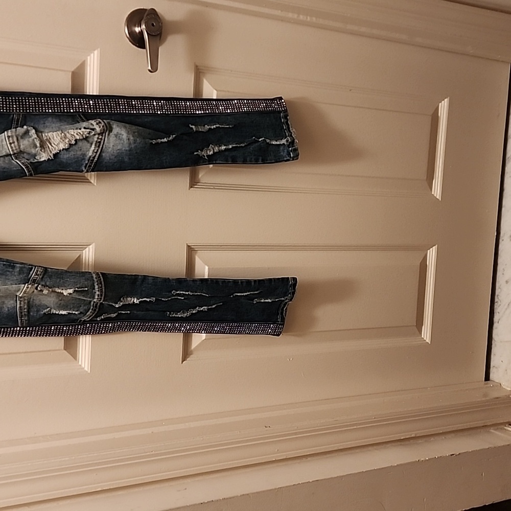 Pant - Picture 2 of 5